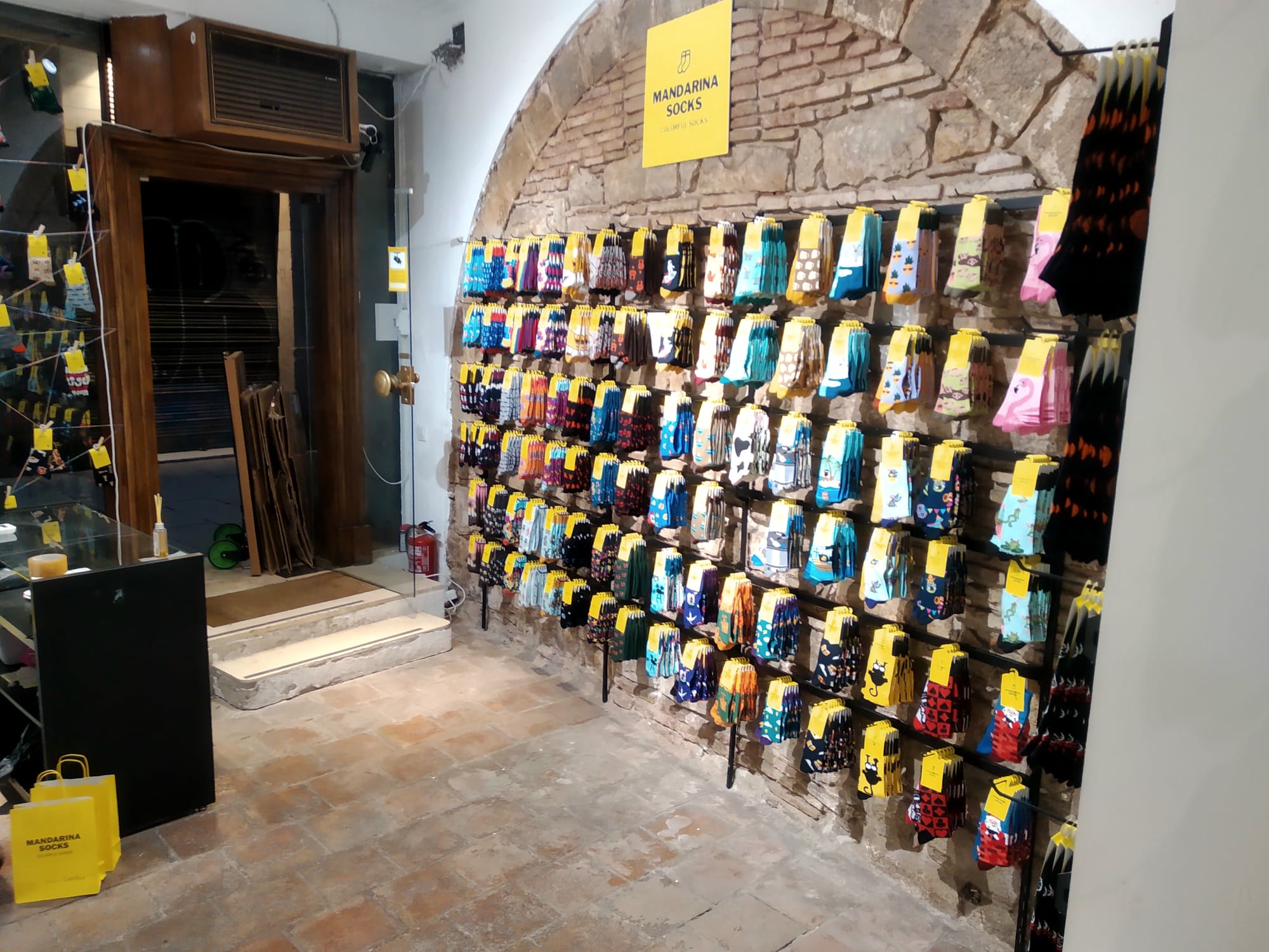 Interior tienda Mandarina Socks